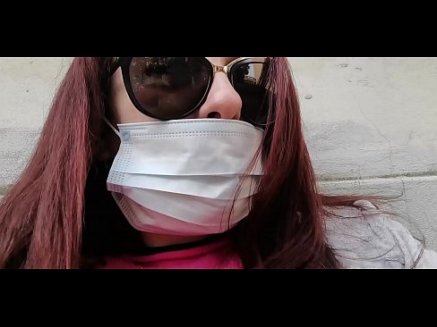 ❤️ Η Νικολέτα εκδικείται τον γείτονά της και κατουράει στο γκαράζ του (Ειδικό Covid19 Ιταλική καραντίνα) ❌ Ανώμαλο πορνό ❌❤